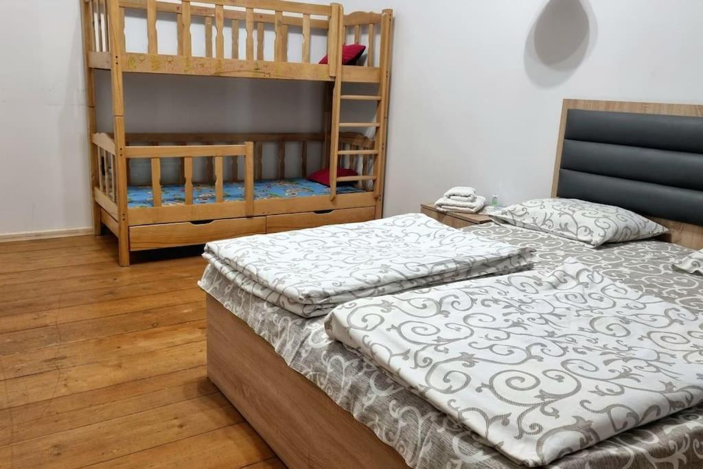 Apartamento Flat In Gyumri Exterior foto